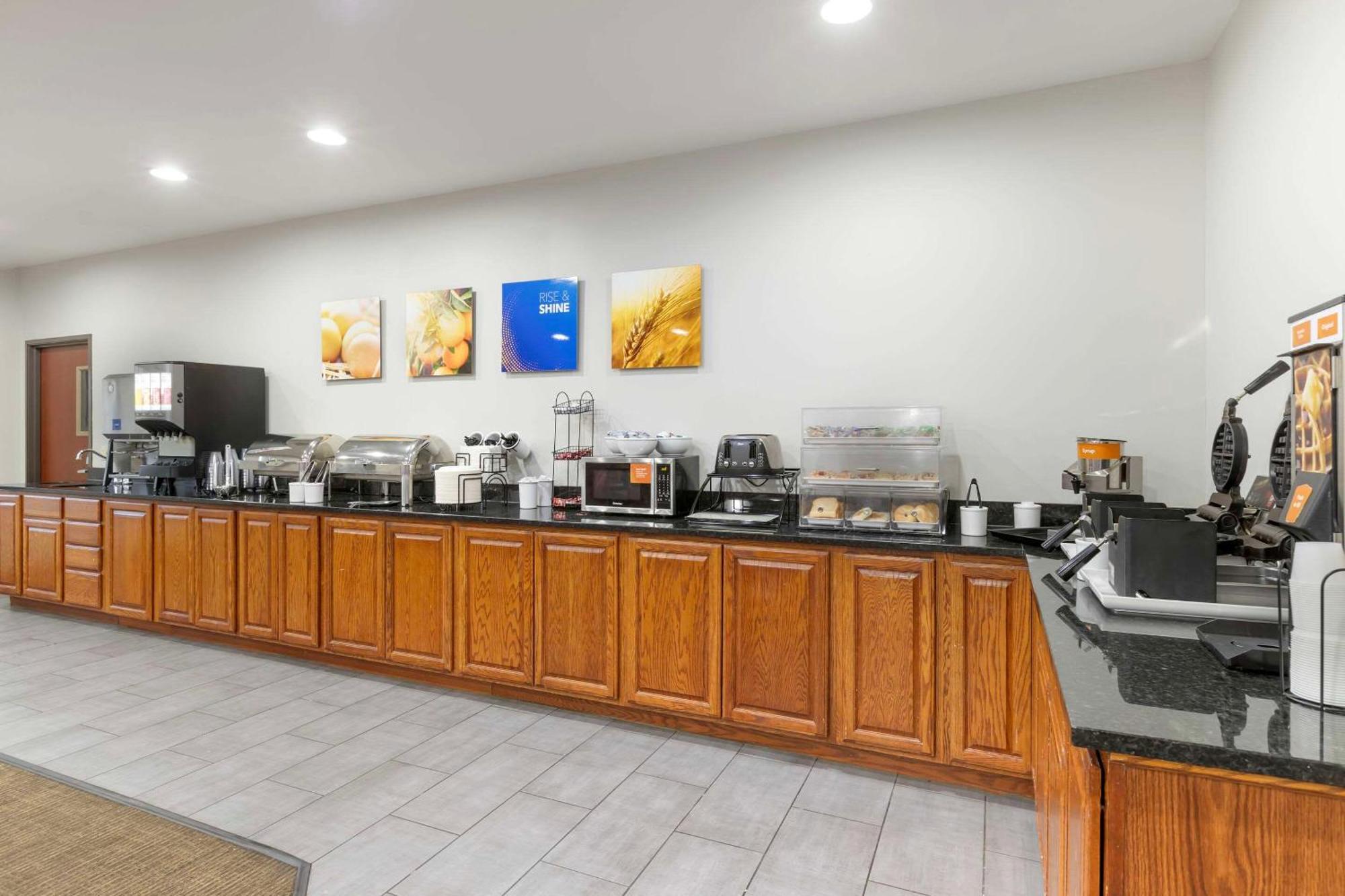 Comfort Inn & Suites Davenport - Quad Cities Dış mekan fotoğraf