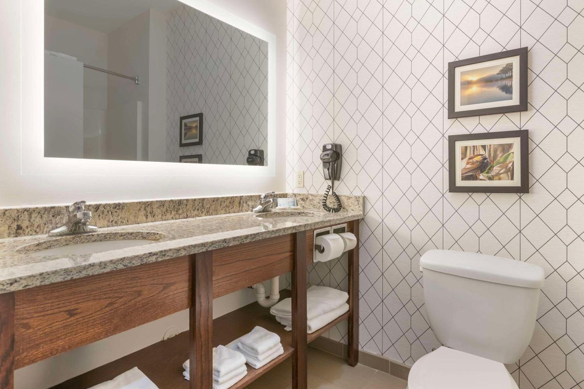 Comfort Inn & Suites Davenport - Quad Cities Dış mekan fotoğraf
