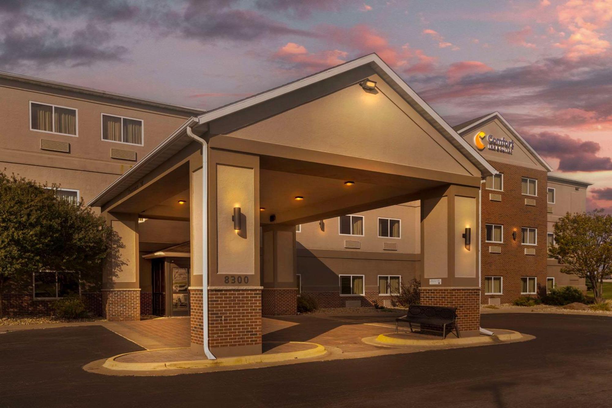 Comfort Inn & Suites Davenport - Quad Cities Dış mekan fotoğraf